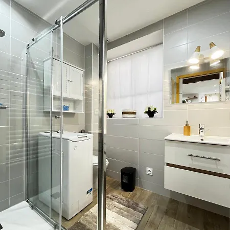 Beau Petit Au Coeur De L'ariege. * Tarascon-sur-Ariège