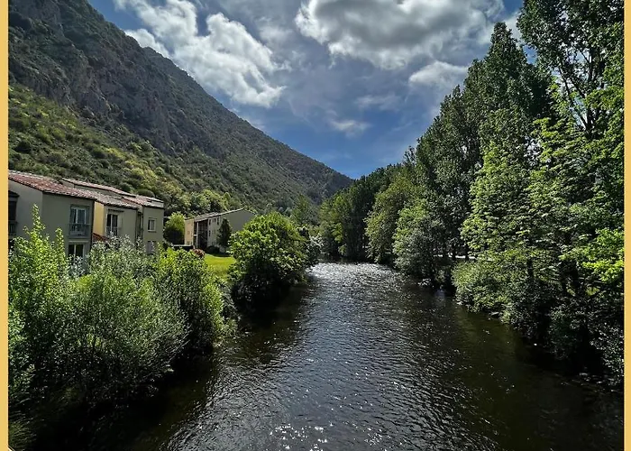Beau Petit Au Coeur De L'ariege. Tarascon-sur-Ariège