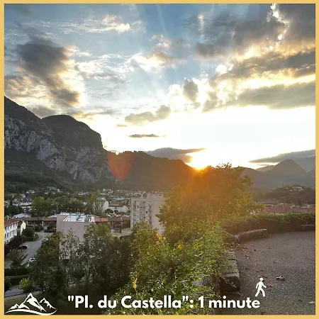 Beau Petit Au Coeur De L'ariege.